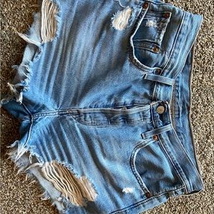 Women’s Levi’s 501 buttonfly shorts